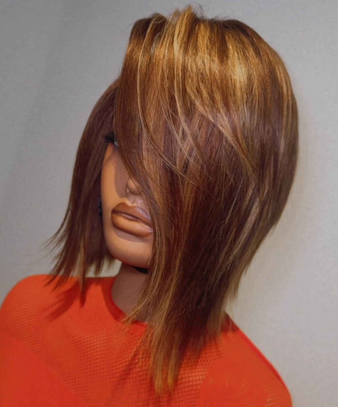 Kelsi Razor Bob (4/27)